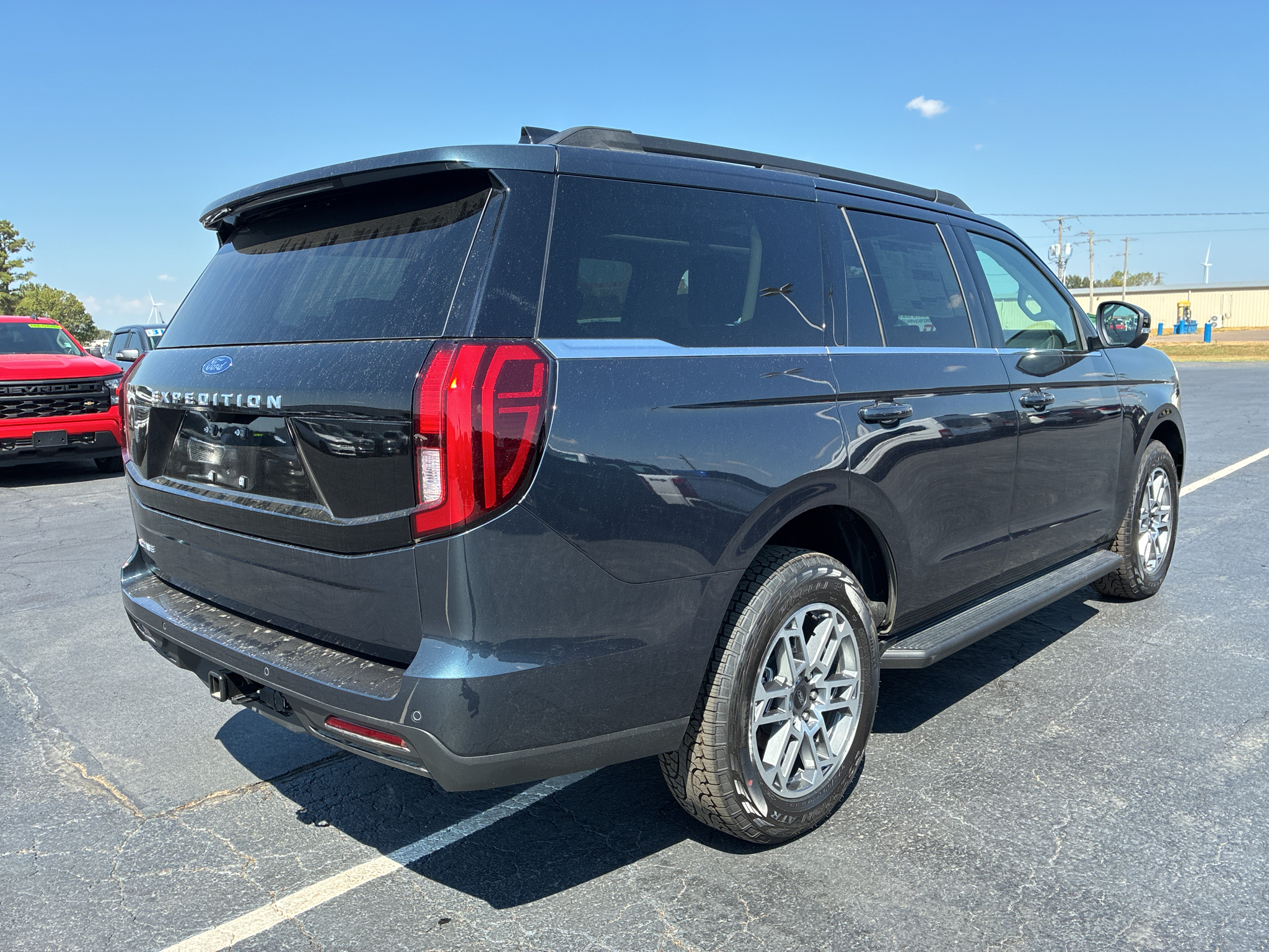 2026 Ford Expedition Active photo 5