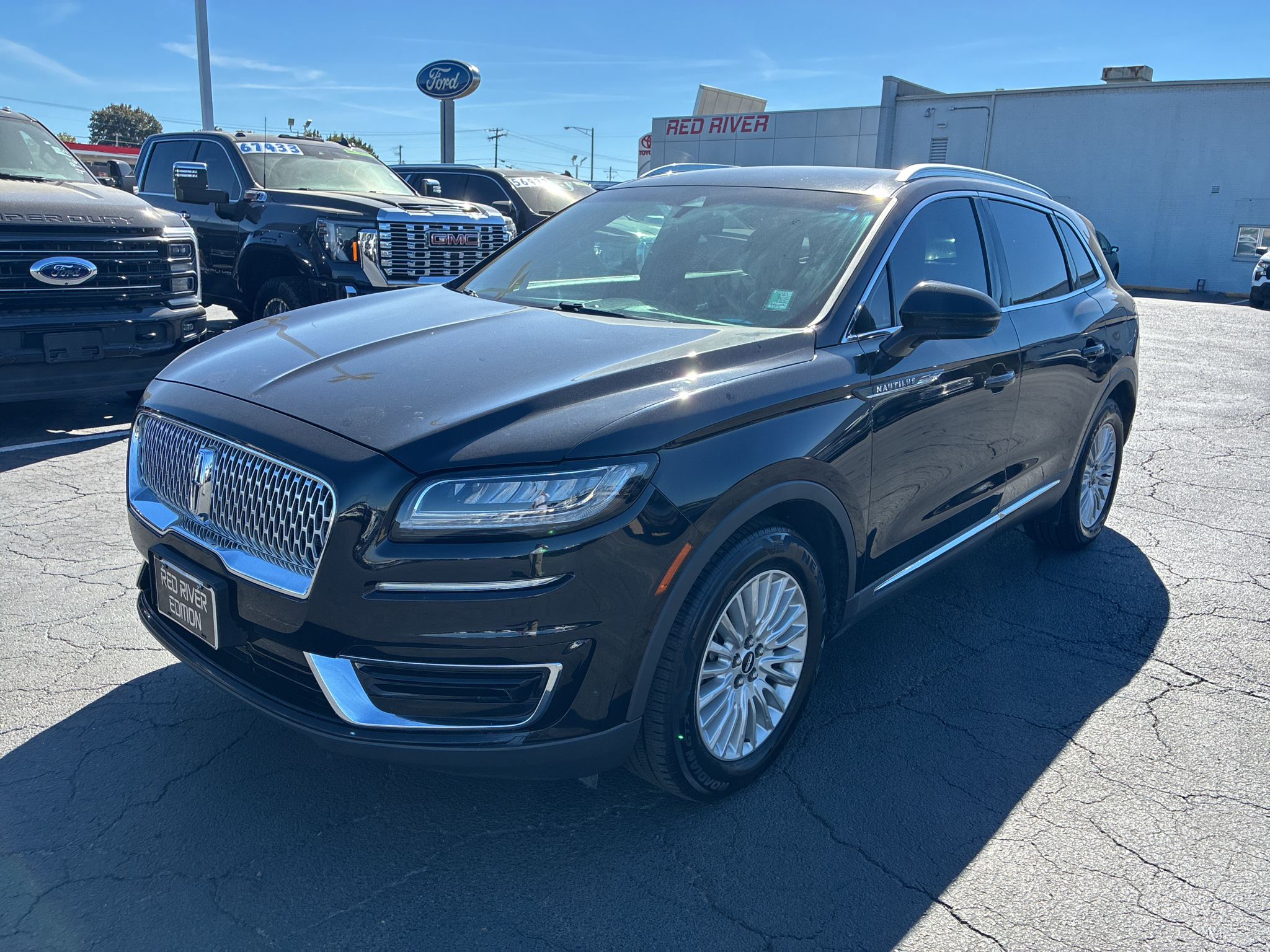 2019 Lincoln Nautilus Standard photo 1