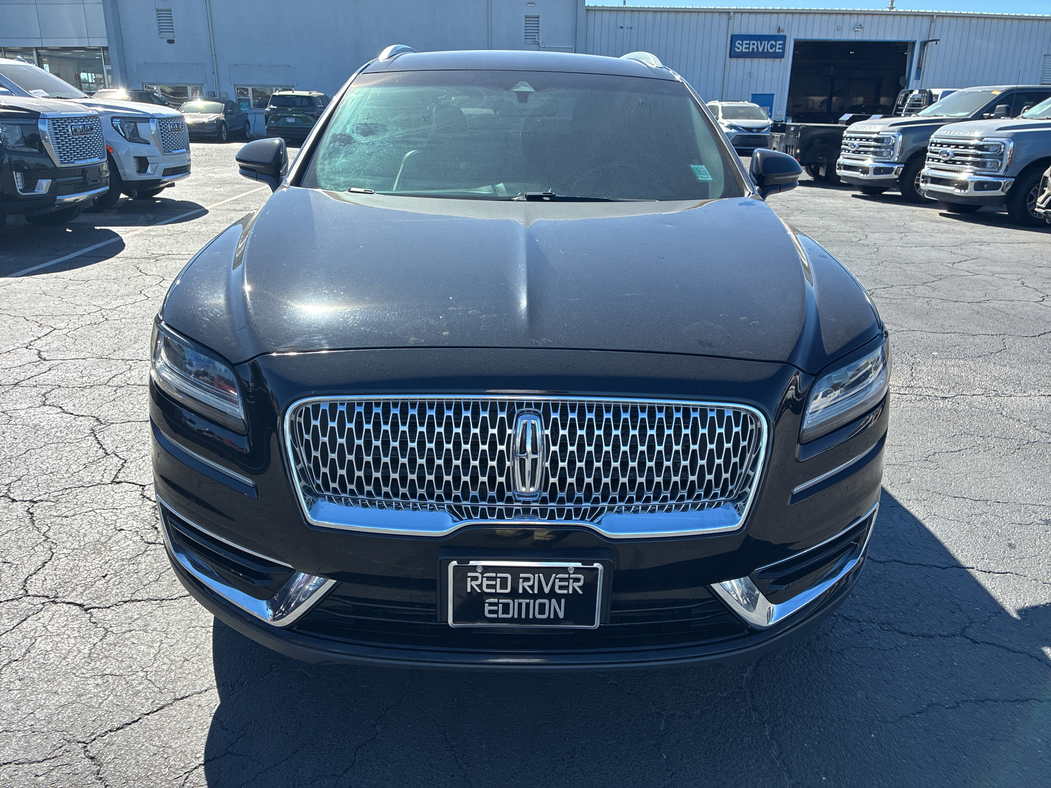 2019 Lincoln Nautilus Standard photo 2