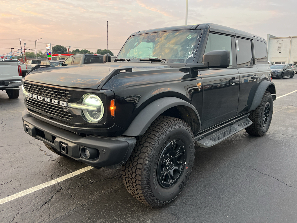2026 Ford Bronco Badlands photo 1