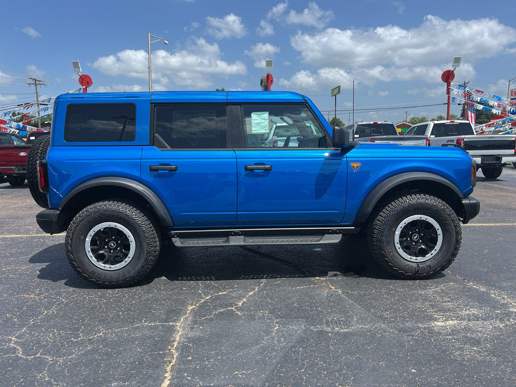 2026 Ford Bronco Badlands photo 4