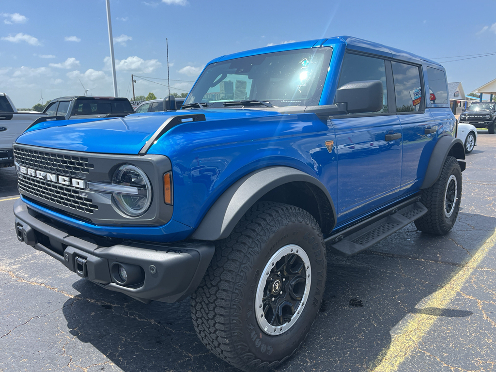 2026 Ford Bronco Badlands photo 1