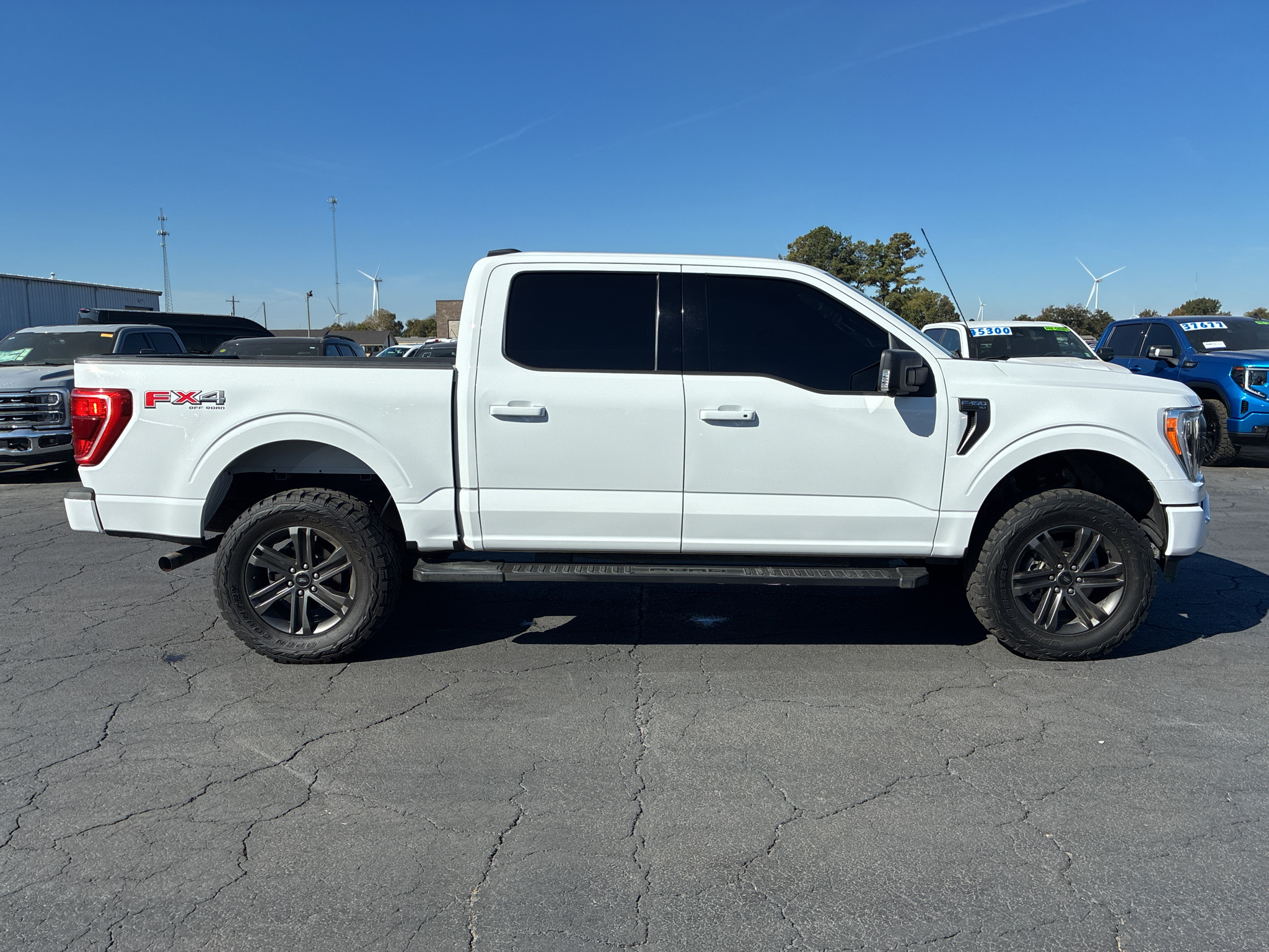 2022 Ford F-150 XLT photo 4