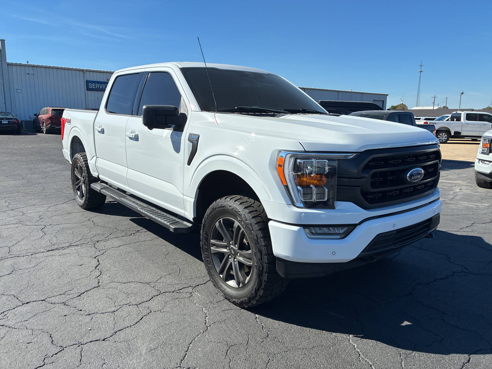 2022 Ford F-150 XLT photo 3