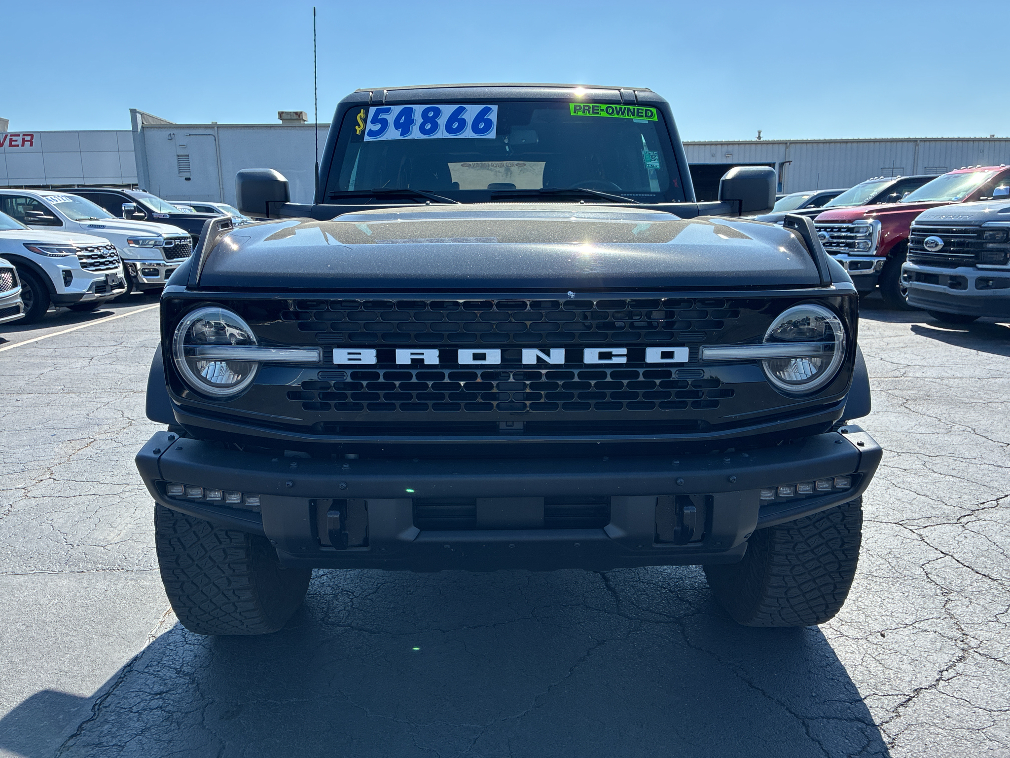2024 Ford Bronco Wildtrak photo 2