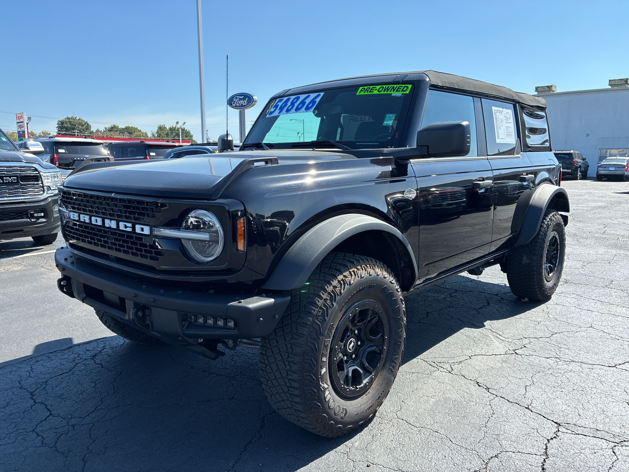2024 Ford Bronco Wildtrak photo 1