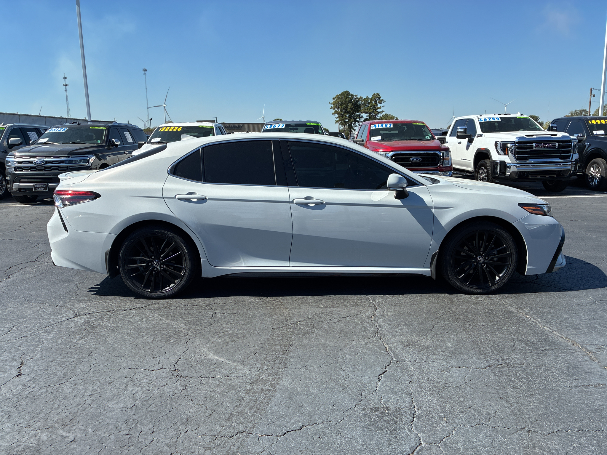 2023 Toyota Camry XSE photo 4