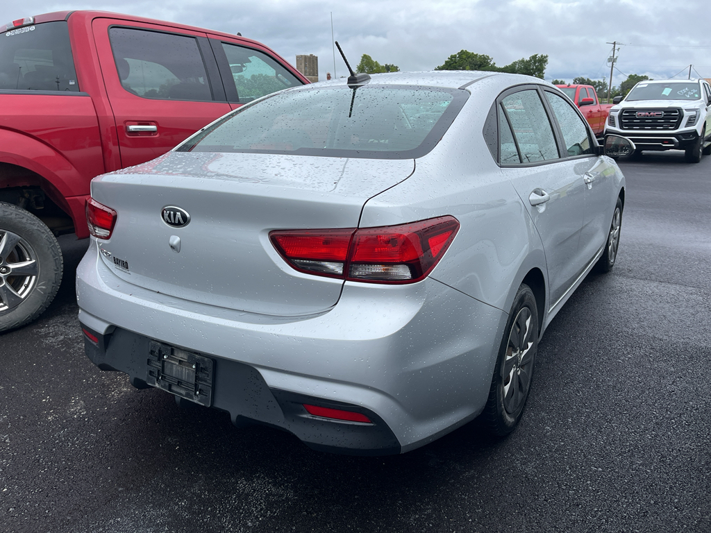 2019 Kia Rio LX photo 3