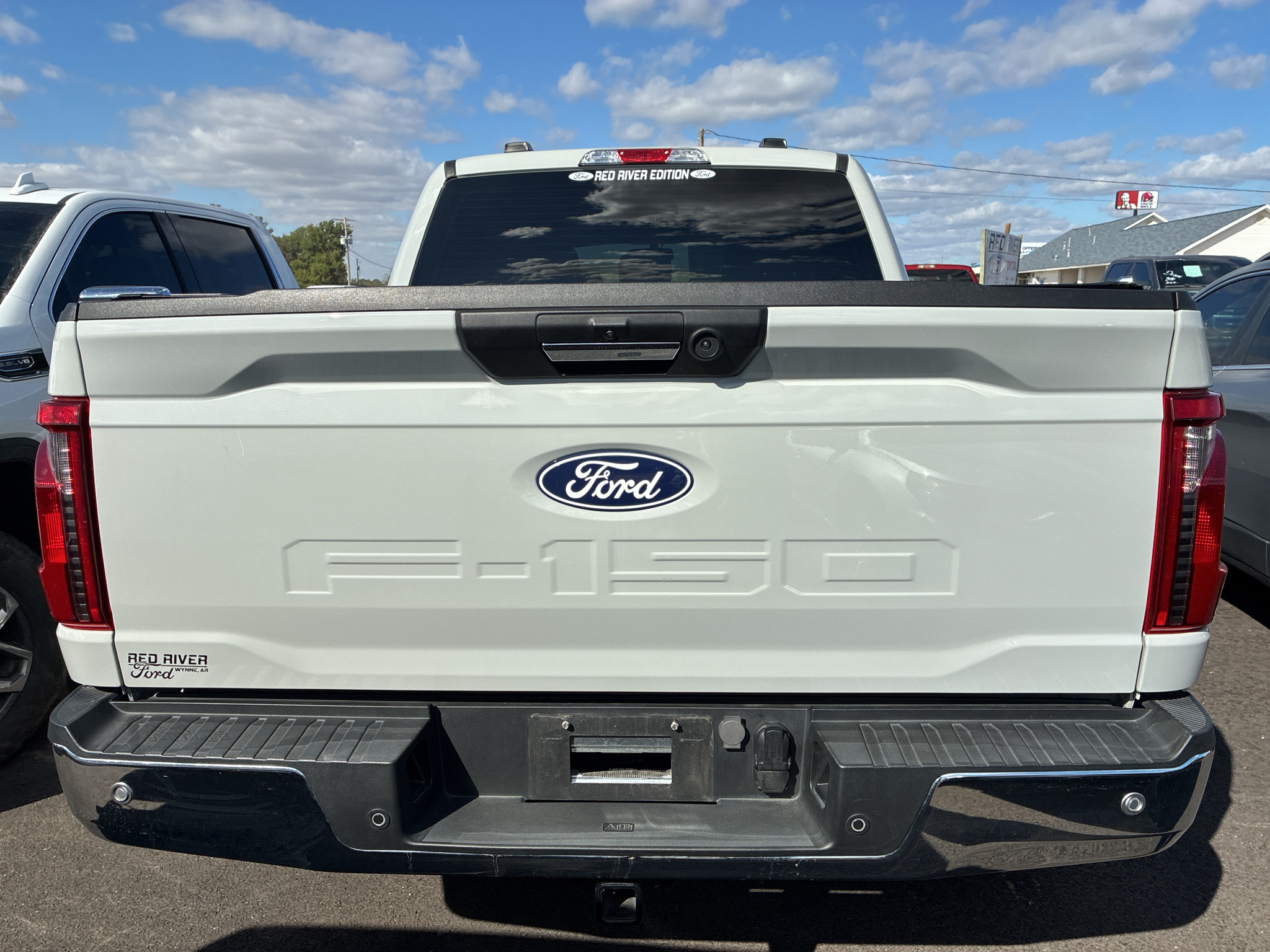 2024 Ford F-150 XLT photo 3