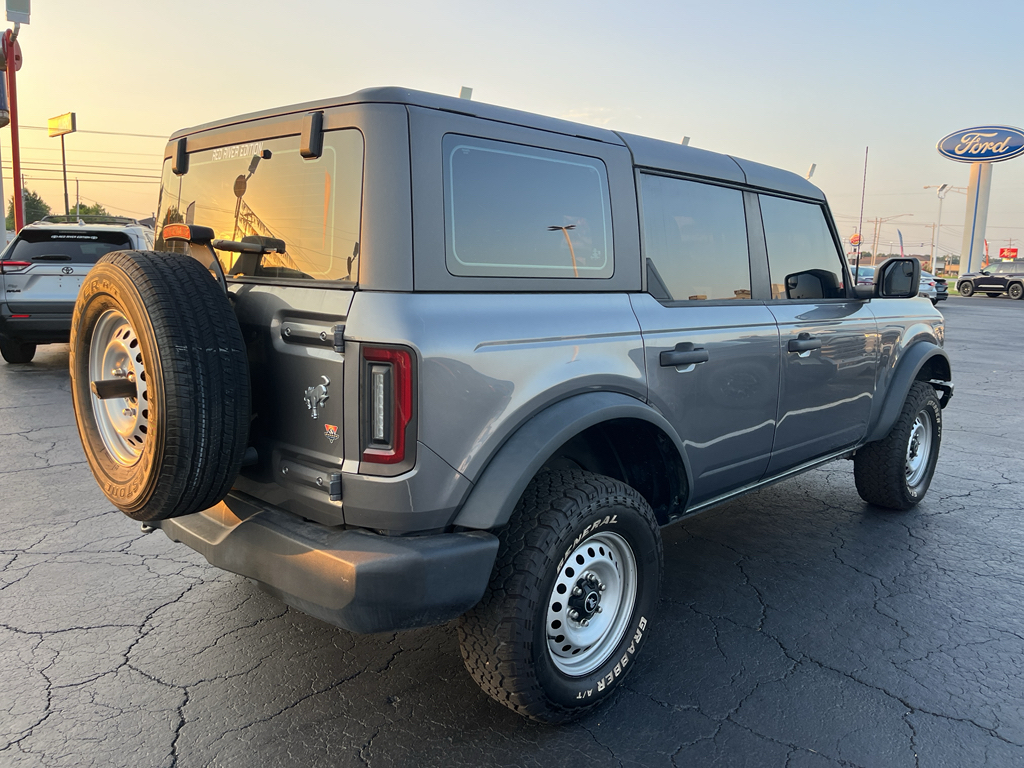 2022 Ford Bronco photo 5