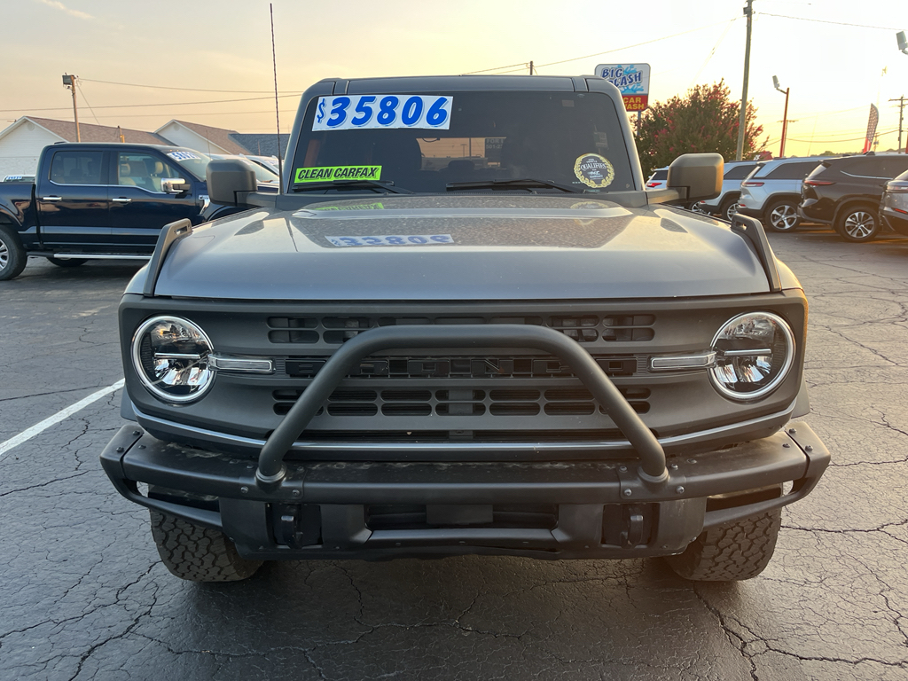 2022 Ford Bronco photo 2
