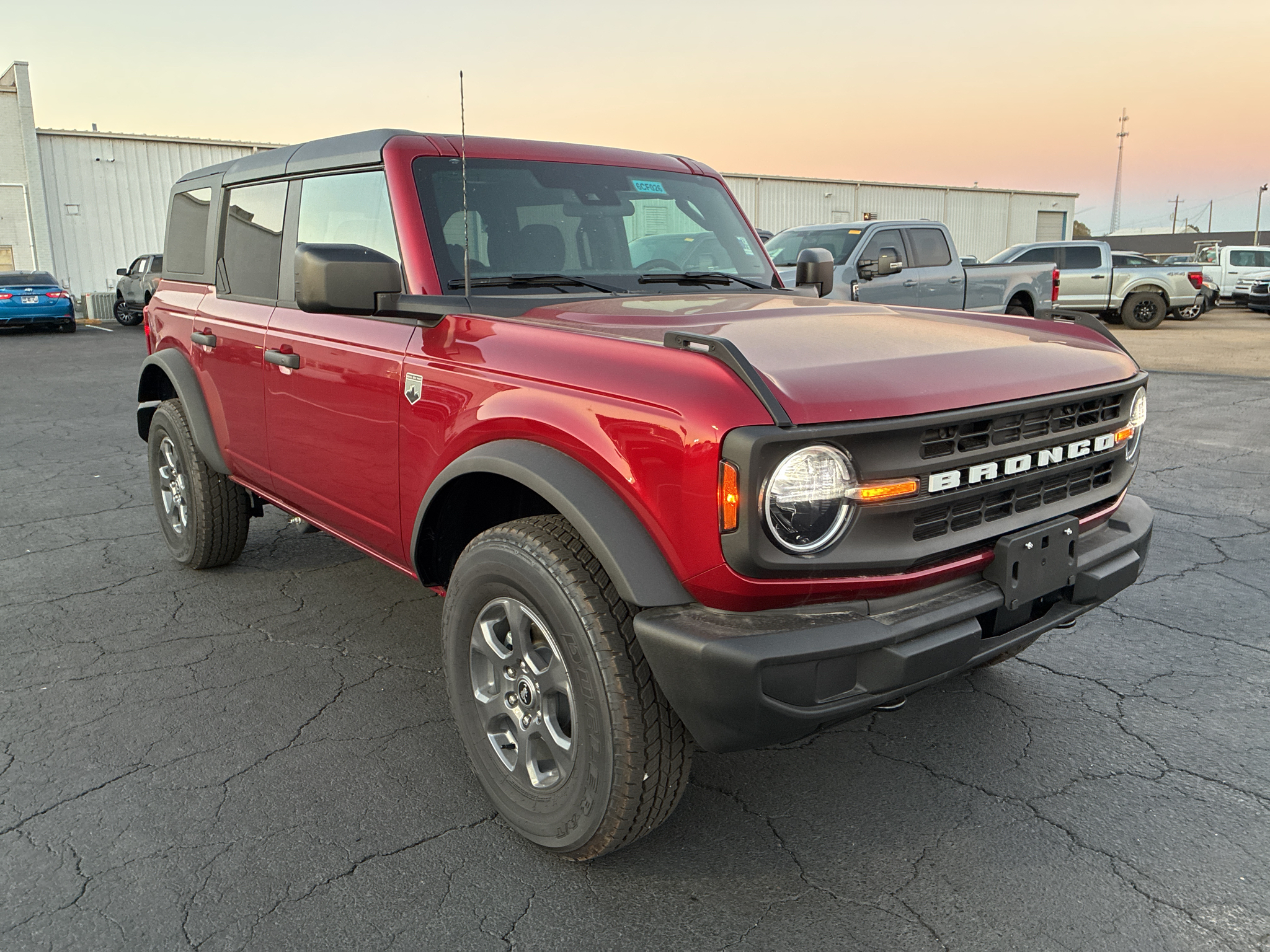 2026 Ford Bronco Big Bend photo 3