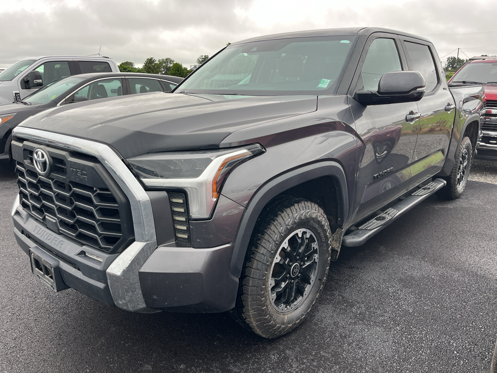 2024 Toyota Tundra SR5 photo 1