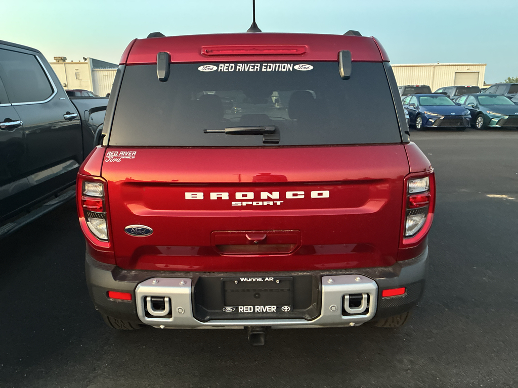 2025 Ford Explorer ST photo 5