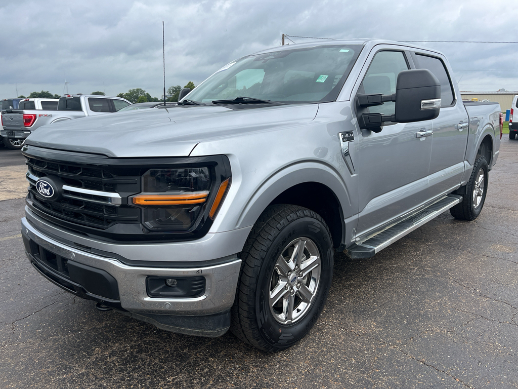 2024 Ford F-150 XLT photo 1