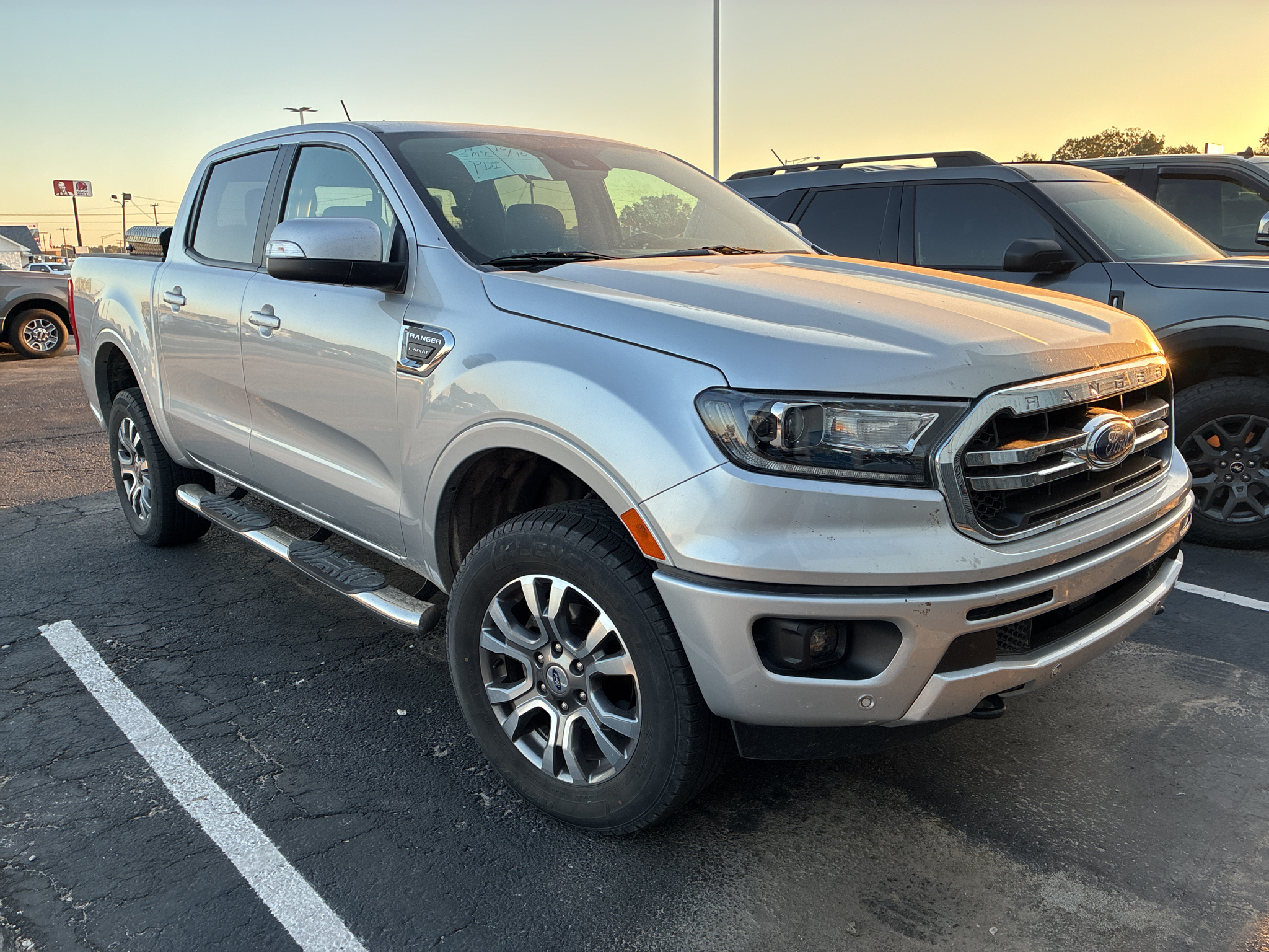 2019 Ford Ranger LARIAT photo 2