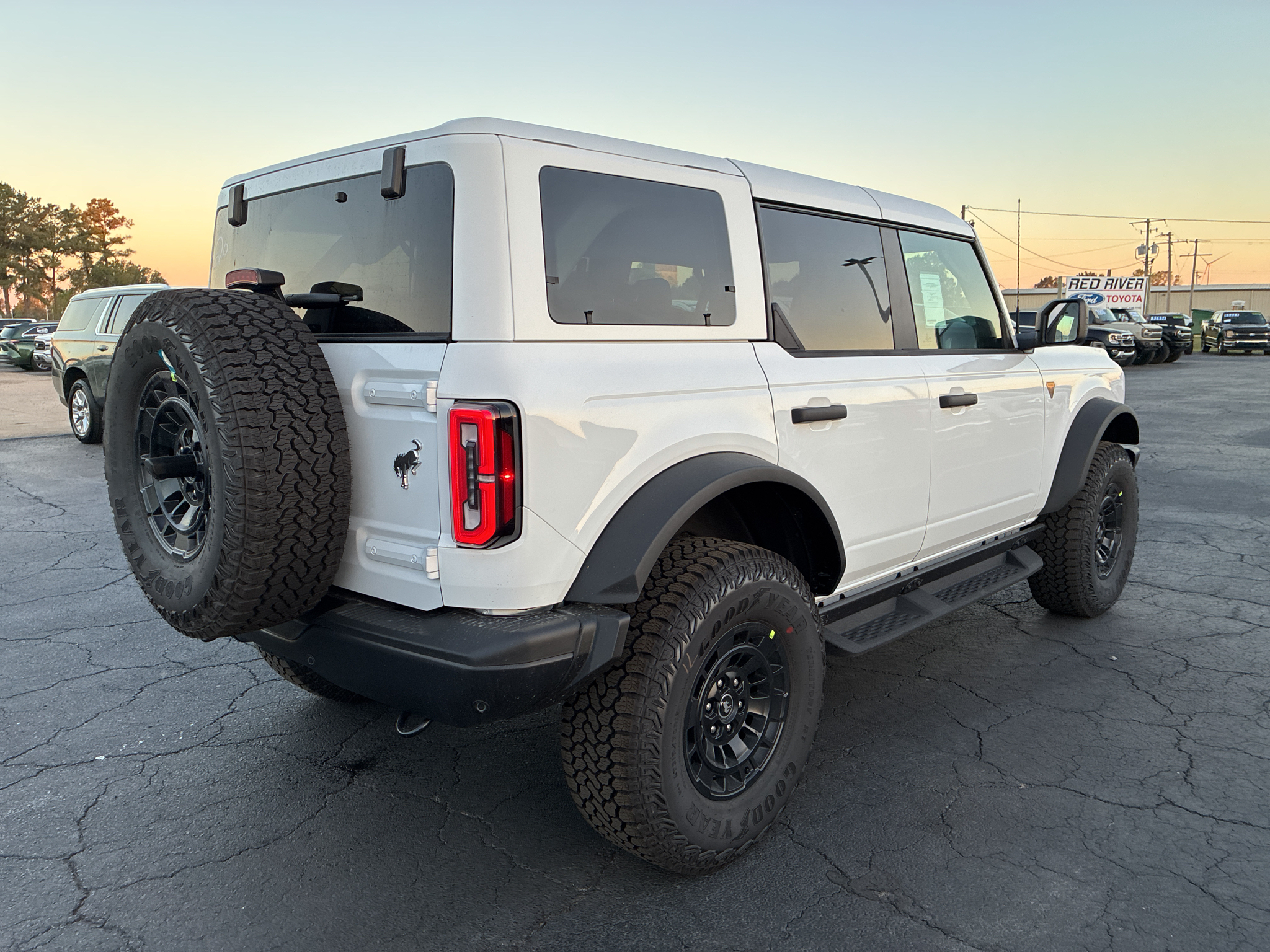 2026 Ford Bronco Badlands photo 5