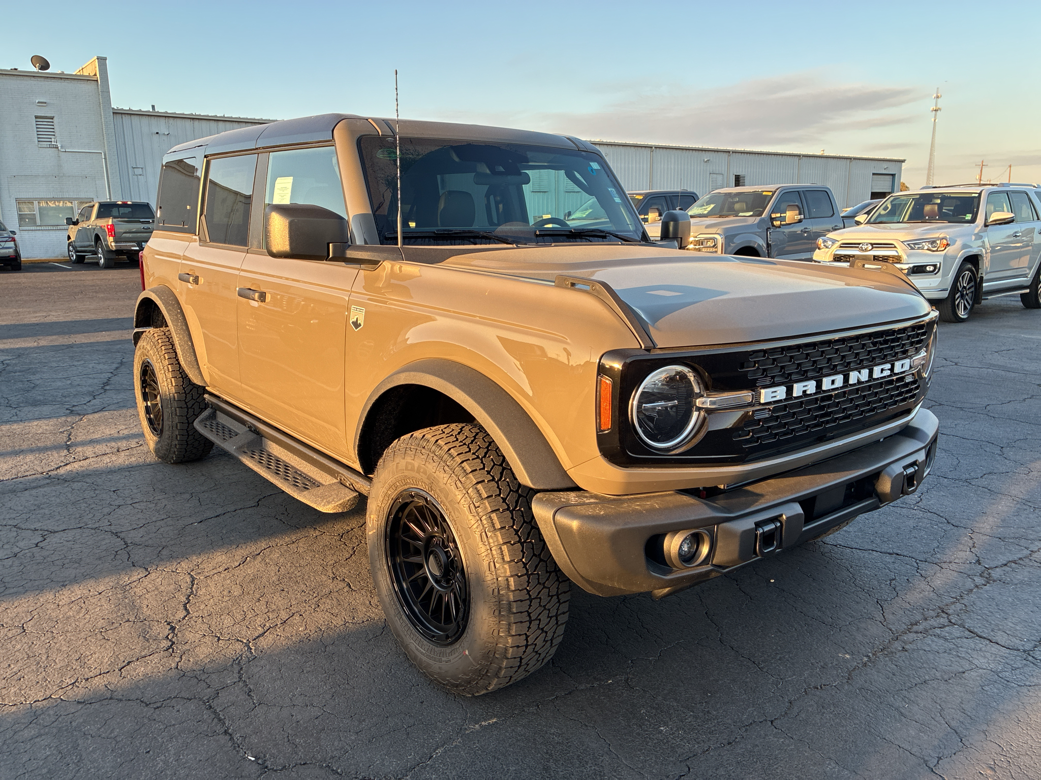 2026 Ford Bronco Big Bend photo 3