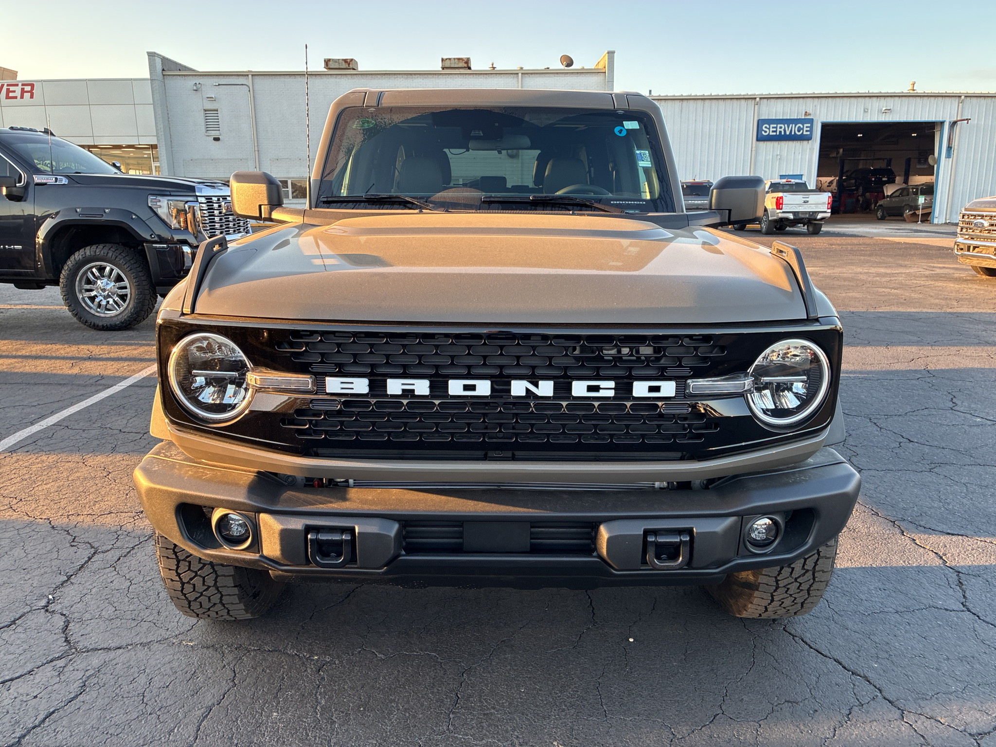 2026 Ford Bronco Big Bend photo 2