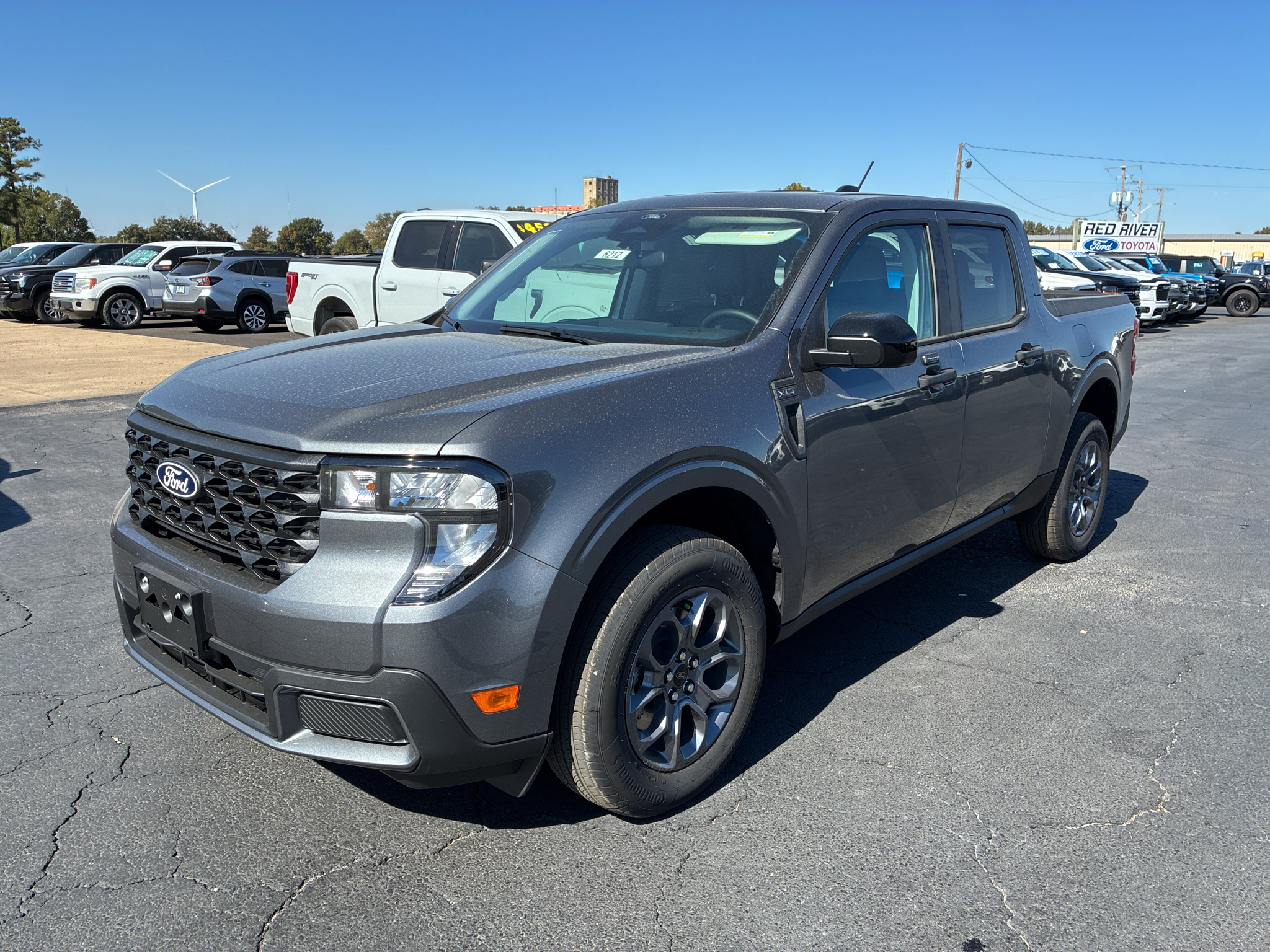 2026 Ford Maverick XLT photo 1