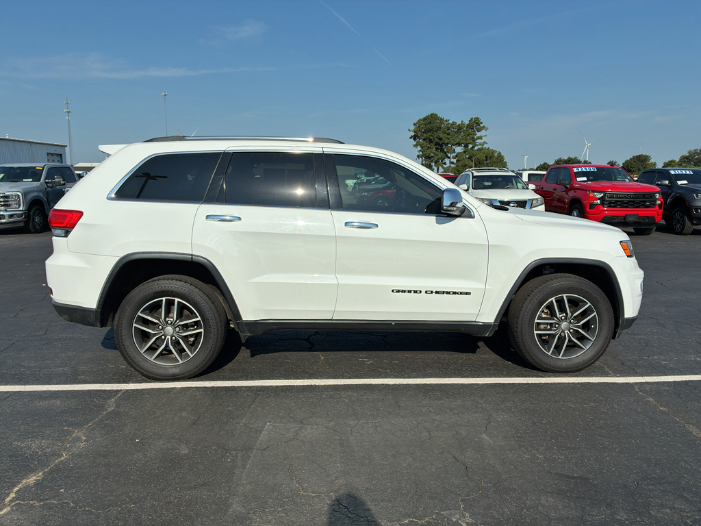 2017 Jeep Grand Cherokee Limited photo 4