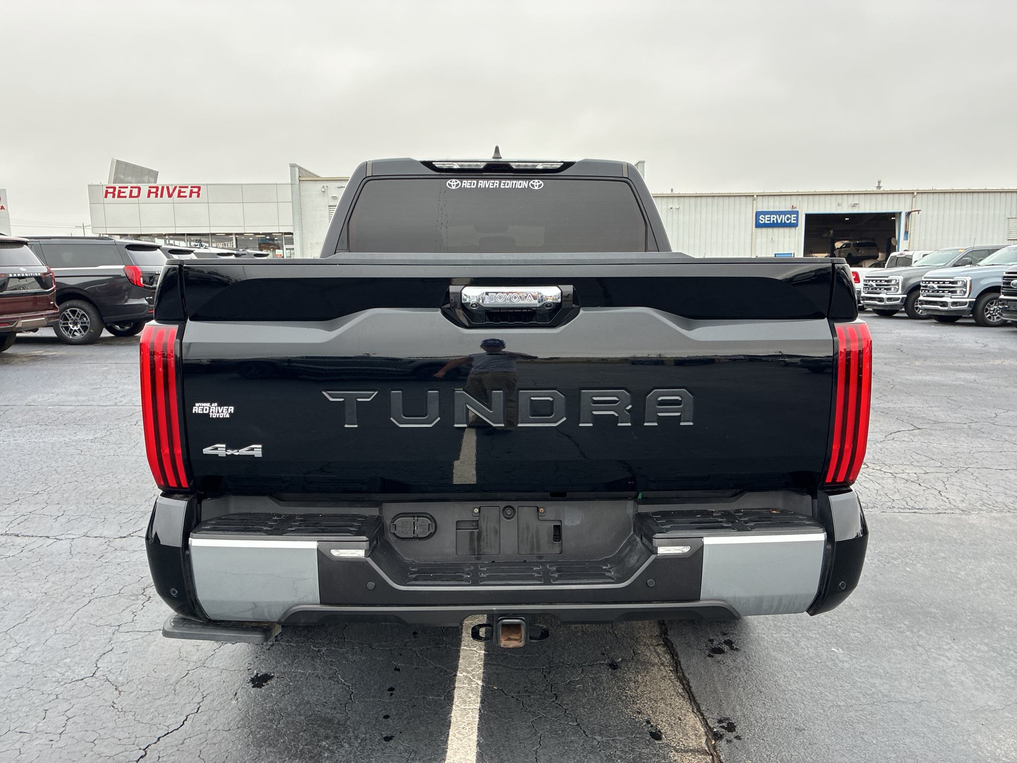 2024 Toyota Tundra Limited photo 6