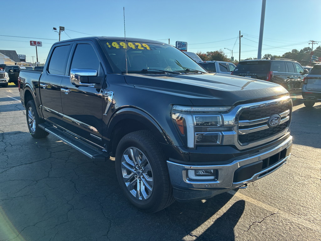 2024 Ford F-150 LARIAT photo 3