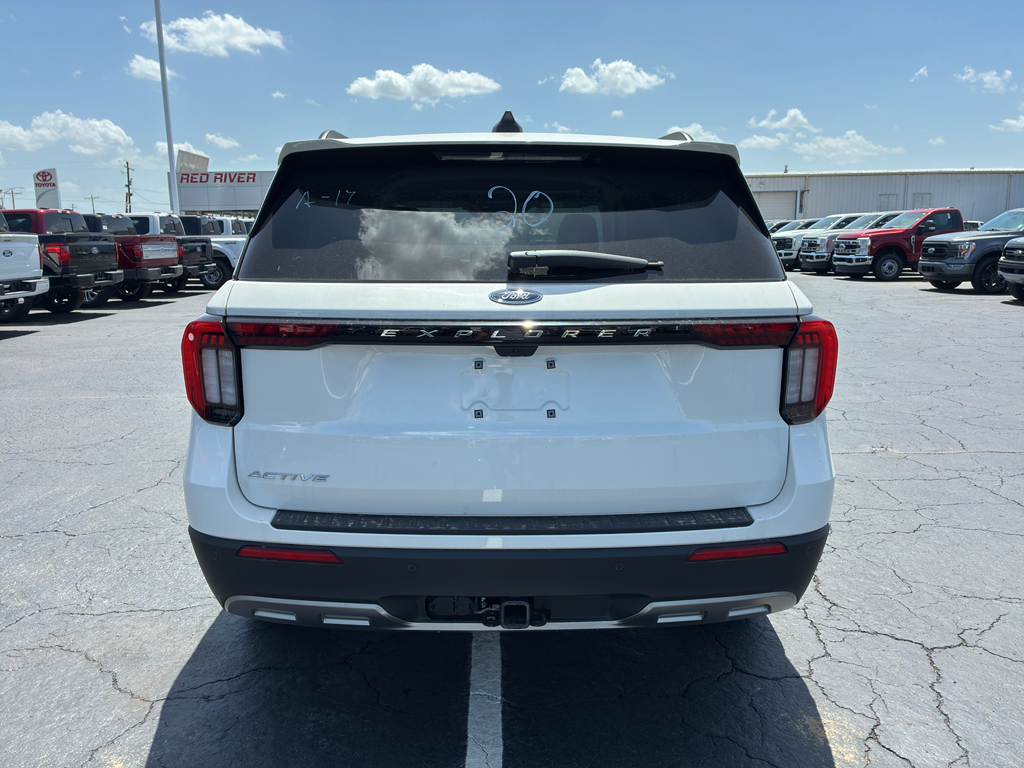 2026 Ford Explorer Active w/200A Pkg photo 6