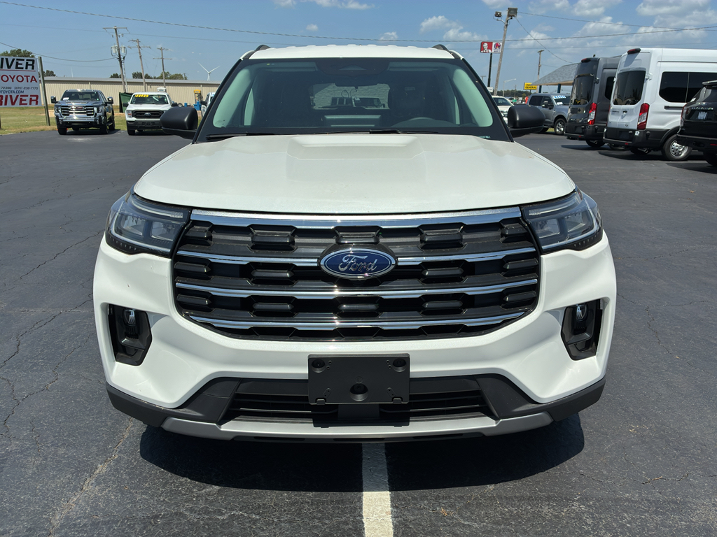 2026 Ford Explorer Active w/200A Pkg photo 2