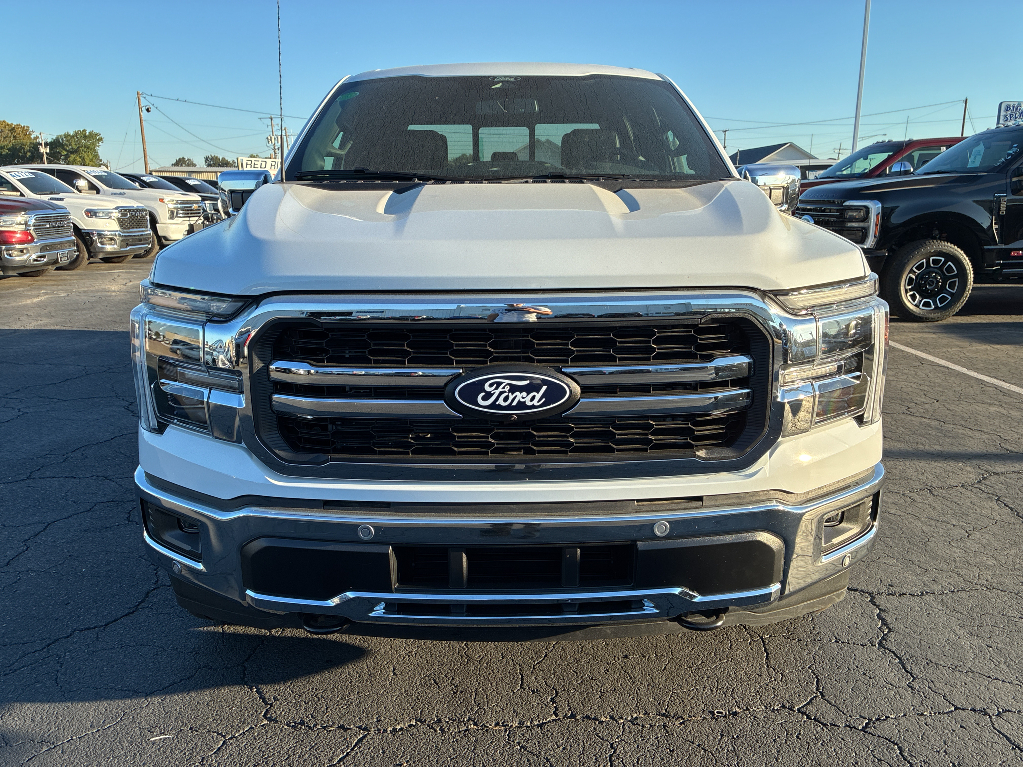 2026 Ford F-150 LARIAT photo 2