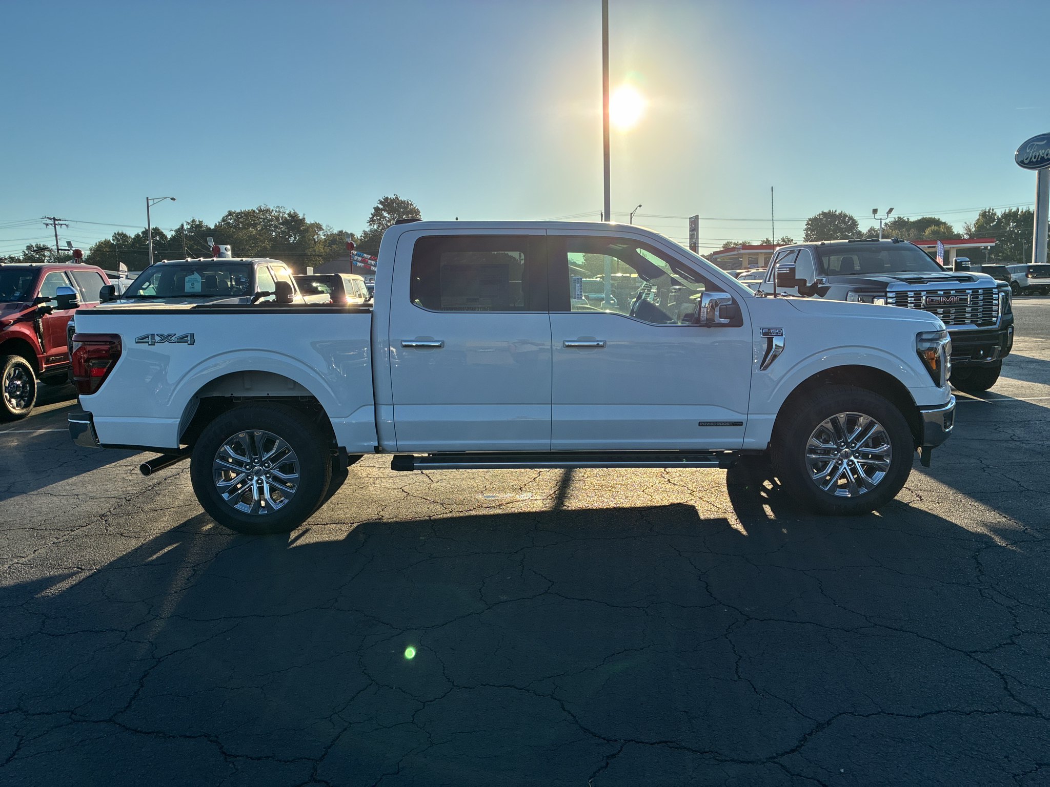 2026 Ford F-150 LARIAT photo 4