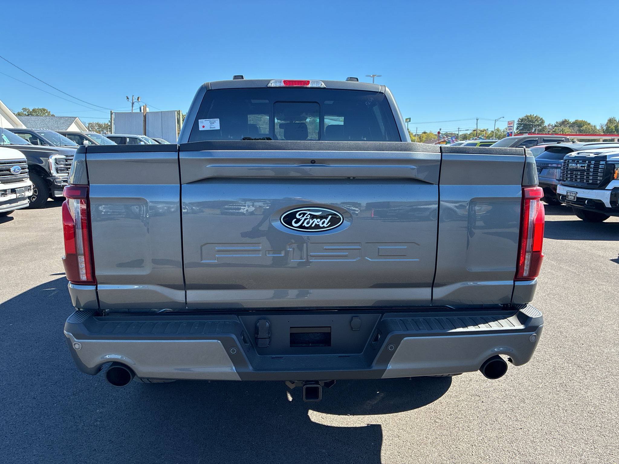 2026 Ford F-150 LARIAT photo 6