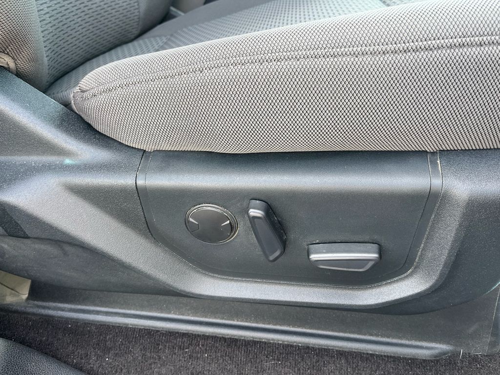 2020 Ford F-150 representative vehicle photo