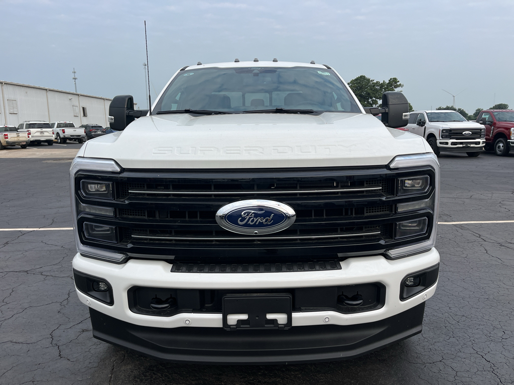 2026 Ford F-250 Platinum photo 2