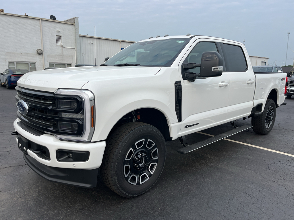 2026 Ford F-250 Platinum photo 1