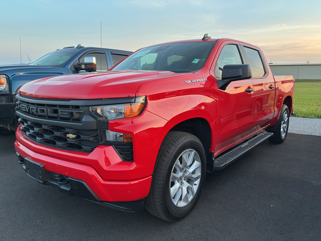 2025 Chevrolet Silverado Custom photo 1
