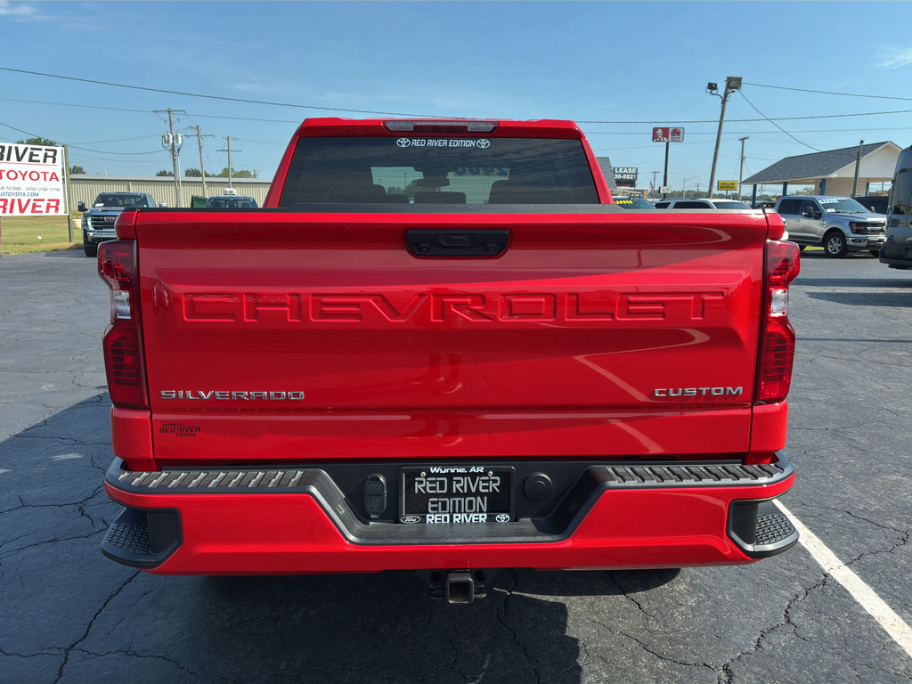 2025 Chevrolet Silverado Custom photo 6