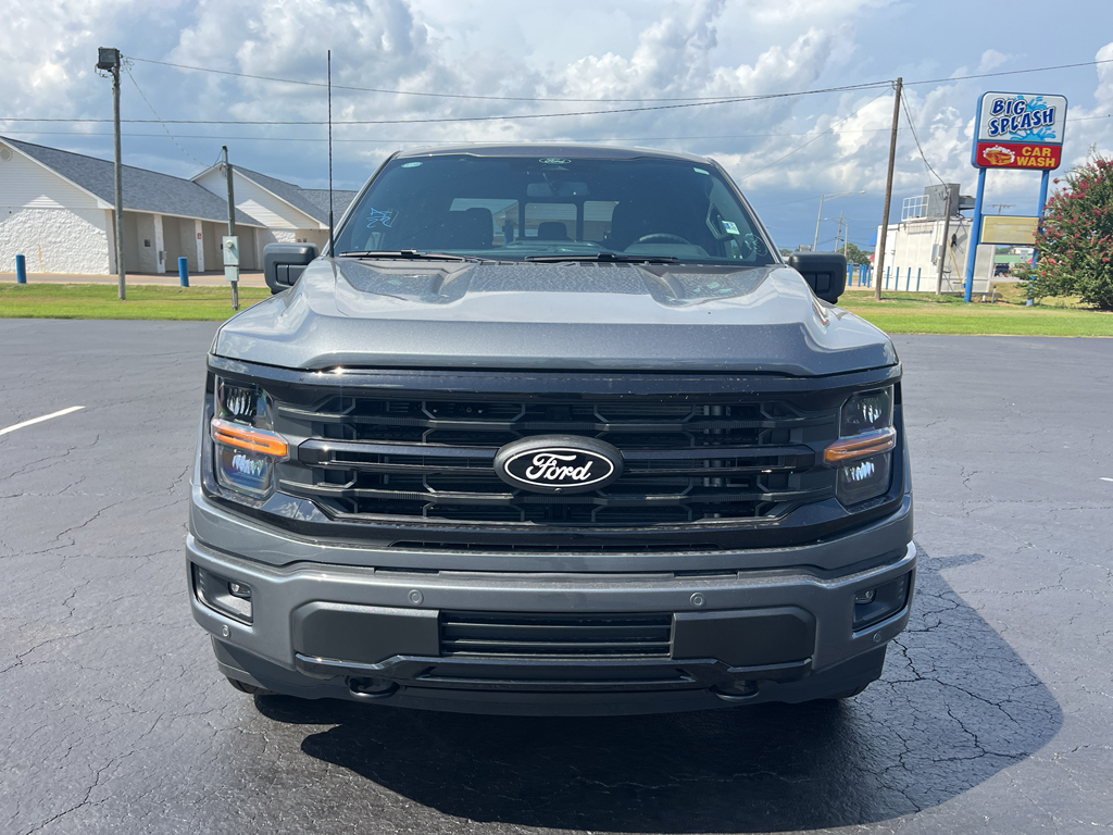 2026 Ford F-150 XLT photo 2