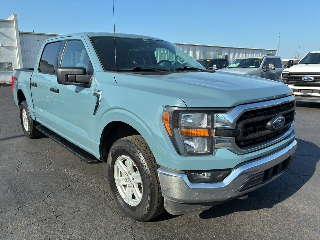 2023 Ford F-150 XLT photo 3