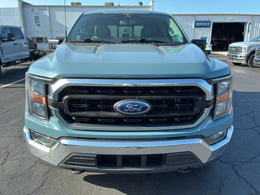 2023 Ford F-150 XLT photo 2