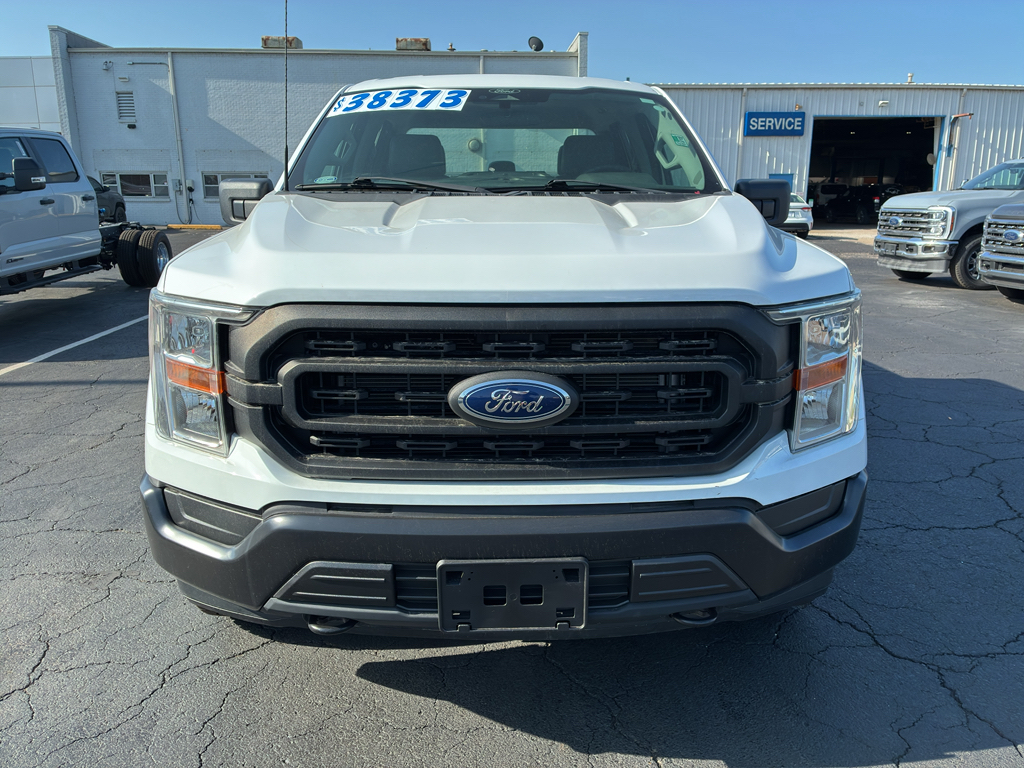 2022 Ford F-150 XL photo 2