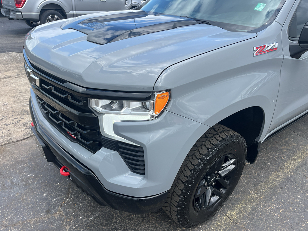 2024 Chevrolet Silverado representative vehicle photo