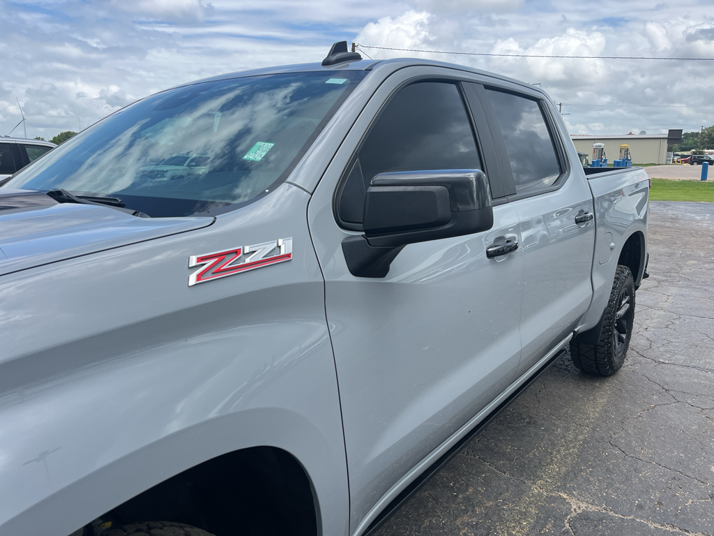 2024 Chevrolet Silverado representative vehicle photo