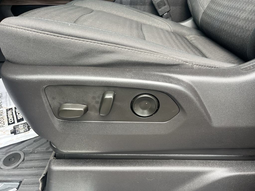 2024 Chevrolet Silverado representative vehicle photo