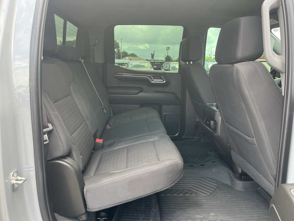 2024 Chevrolet Silverado representative vehicle photo
