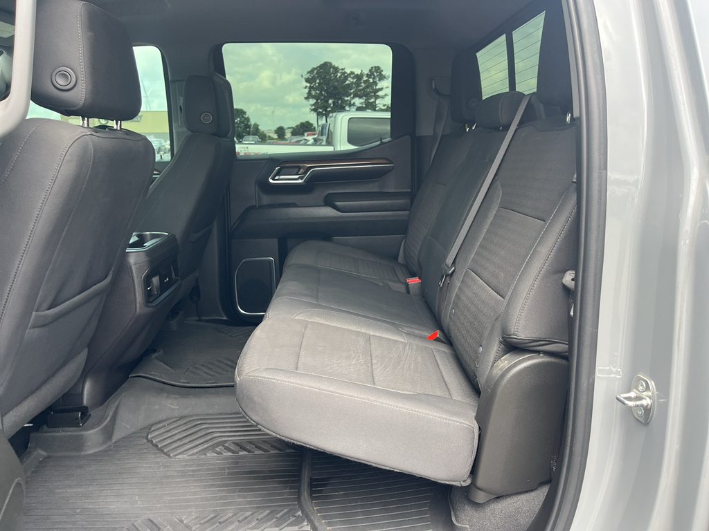 2024 Chevrolet Silverado representative vehicle photo