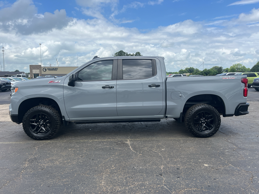 2024 Chevrolet Silverado representative vehicle photo