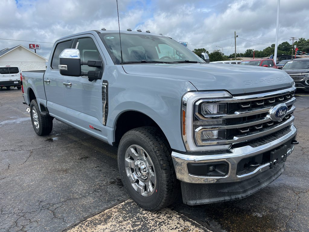 2026 Ford F-250 King Ranch photo 3