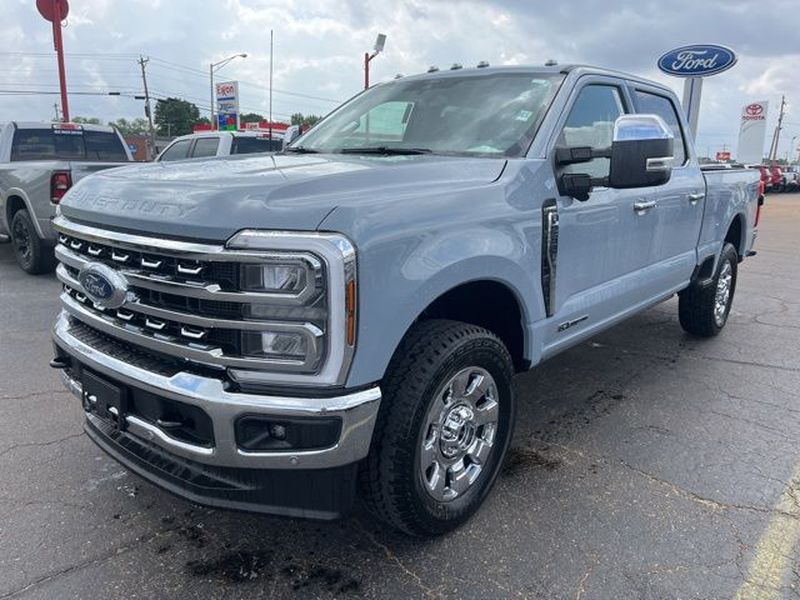 2026 Ford F-250 Lariat 4x4 Crew Cab 6-3/4' Box's photo