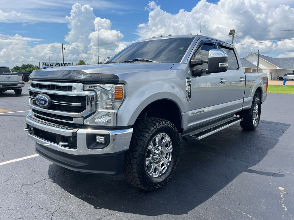2022 Ford F-250 LARIAT photo 1